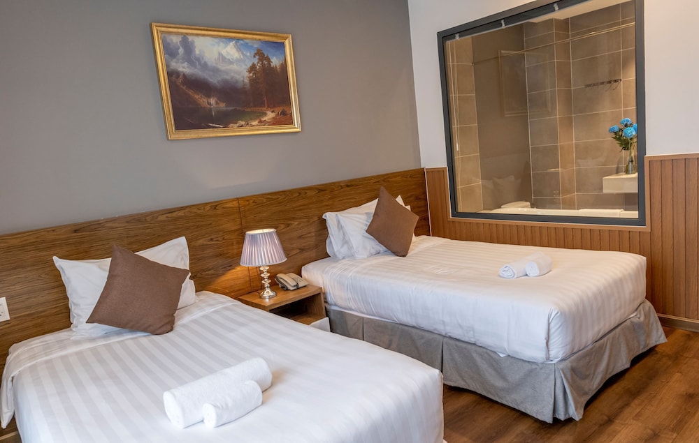 thao trang laluxe hotel
