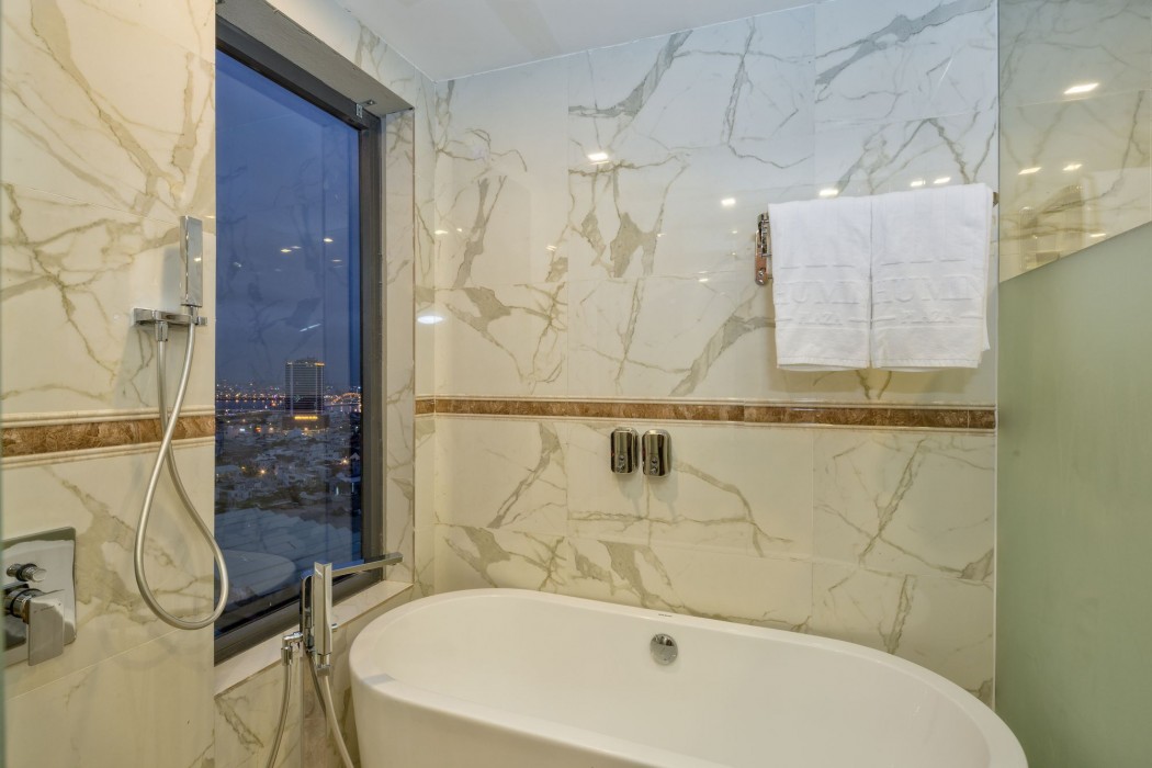 nhu minh plaza danang hotel