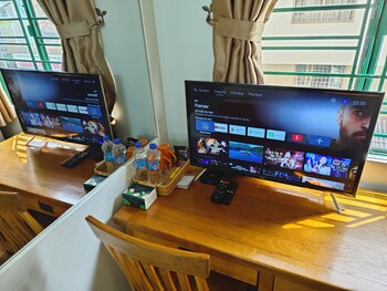 winter spring homestay