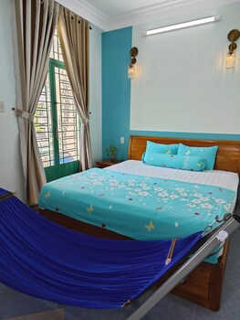 winter spring homestay