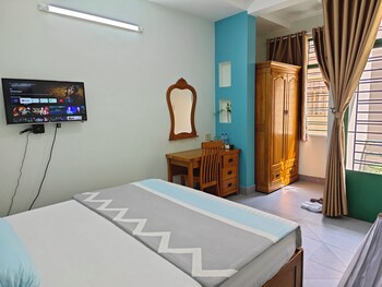 winter spring homestay