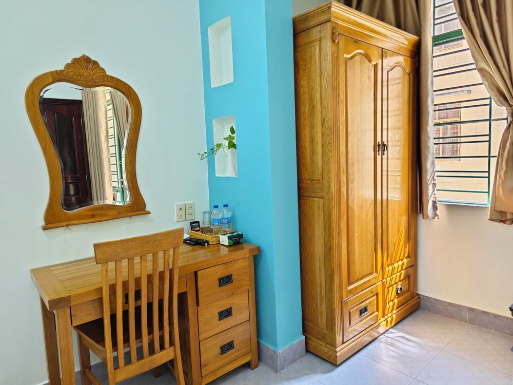 winter spring homestay