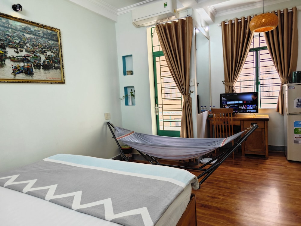 winter spring homestay