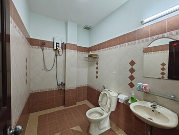 winter spring homestay