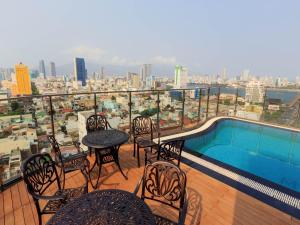 mitisa hotel da nang near dragon bridge