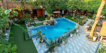 green peace bungalow