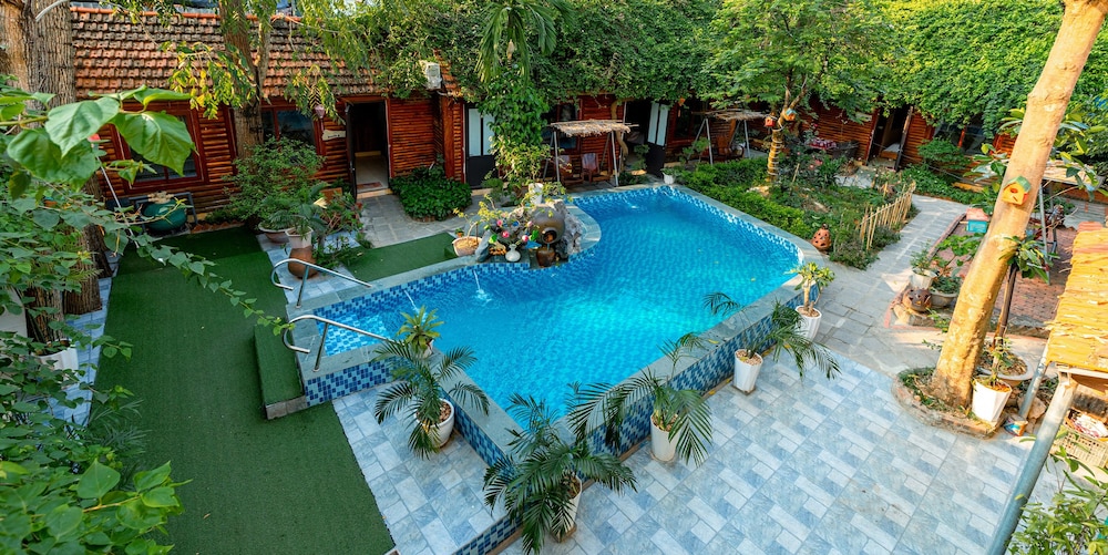 green peace bungalow