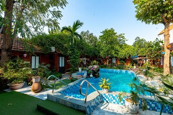 green peace bungalow