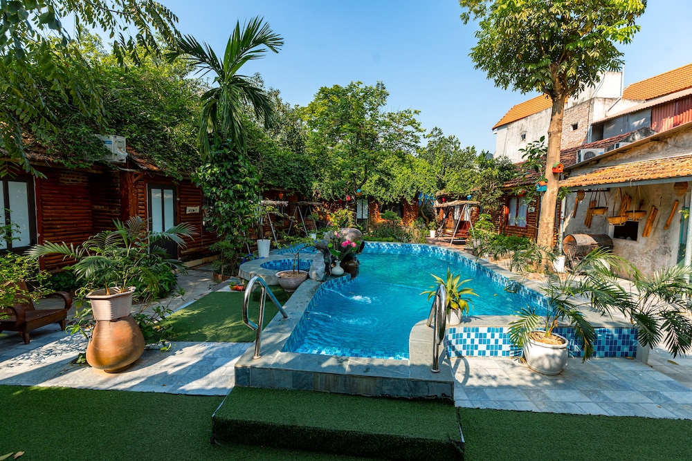 green peace bungalow