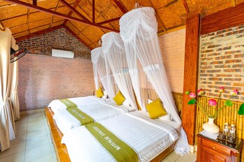green peace bungalow