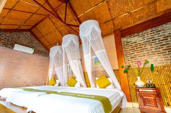 green peace bungalow