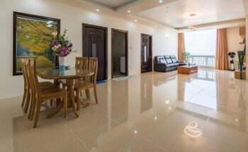 the grand condotel
