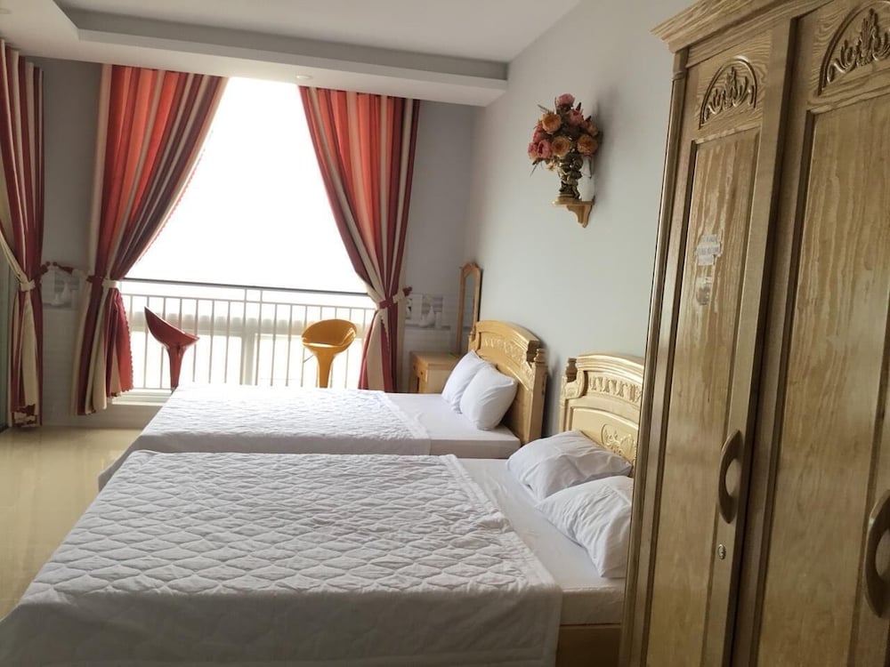 the grand condotel