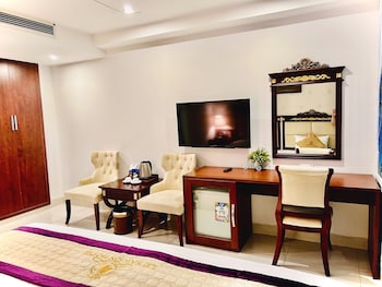 le saigon hotel