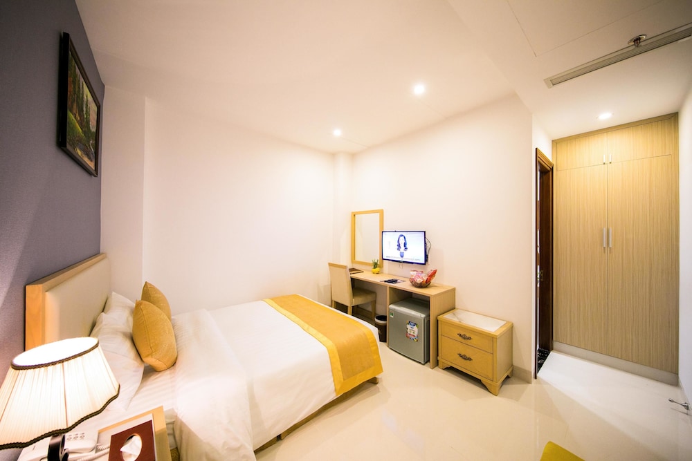 le saigon hotel