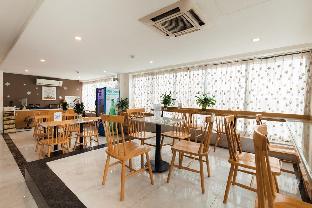 my villa hotel airport