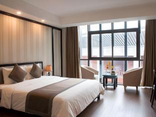 top hotel