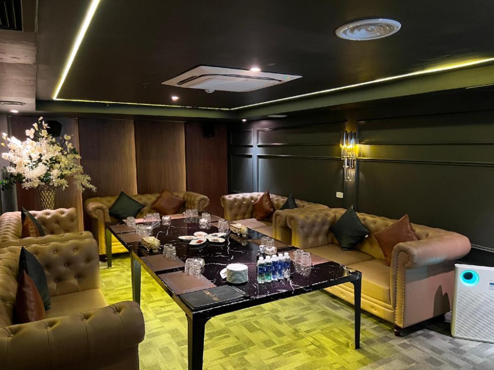 top hotel
