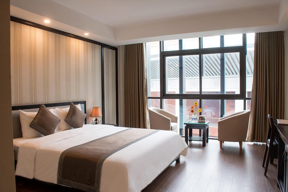 top hotel