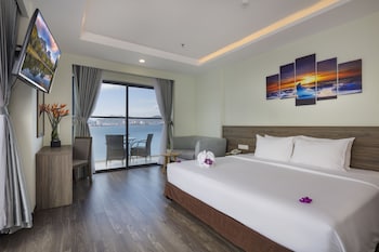 xavia hotel