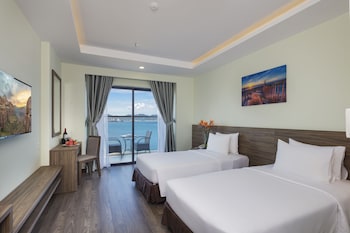 xavia hotel
