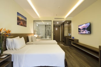 xavia hotel