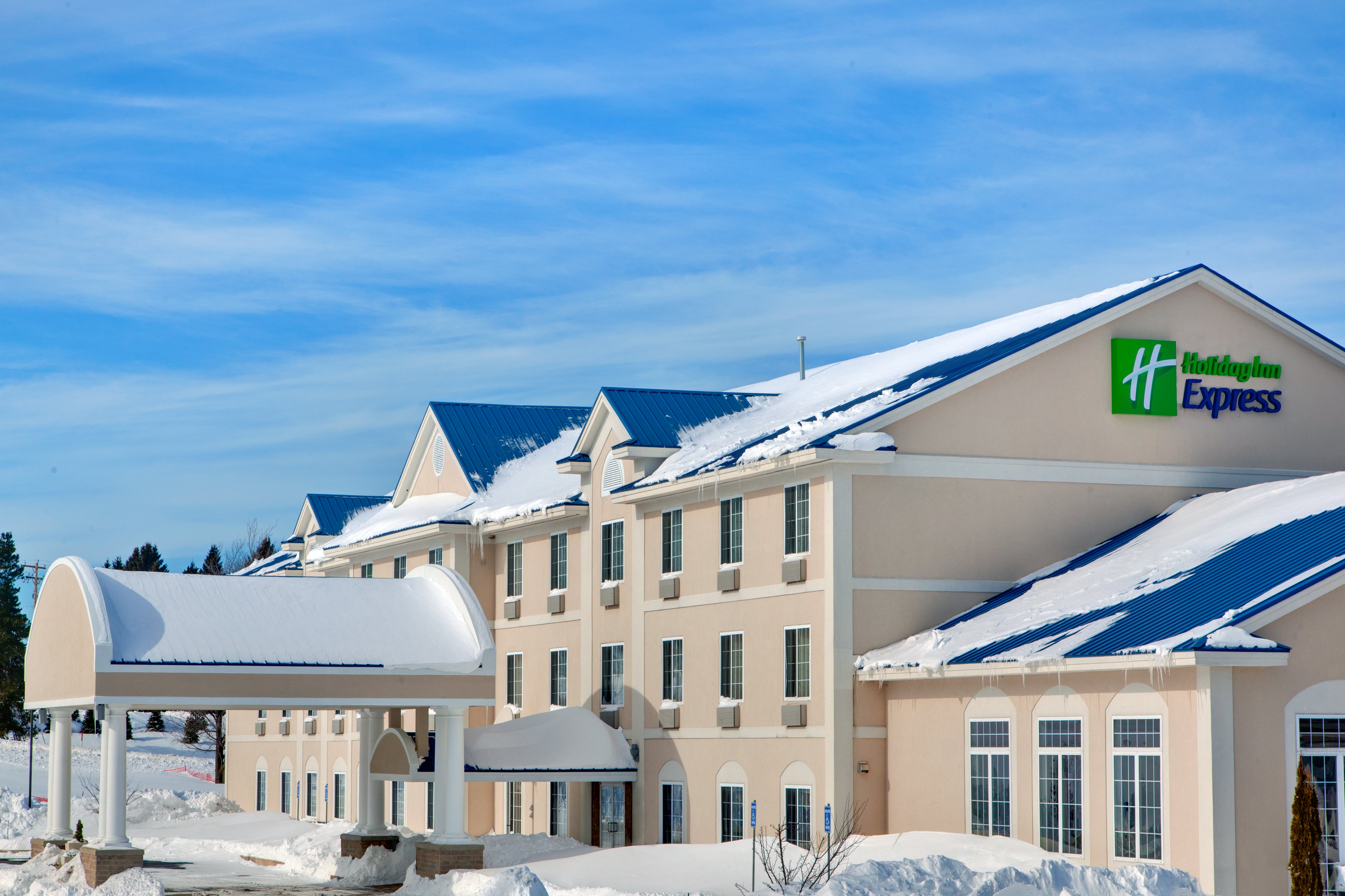 holiday inn express hotel and suites cadillac by ihg