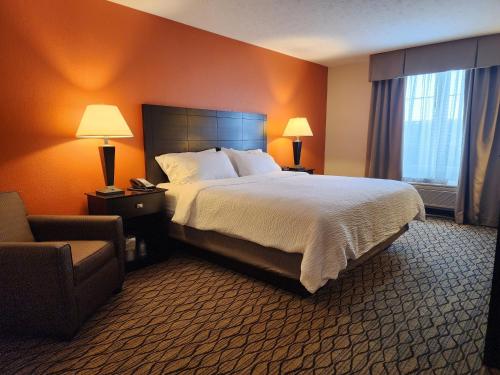 holiday inn express hotel and suites cadillac by ihg