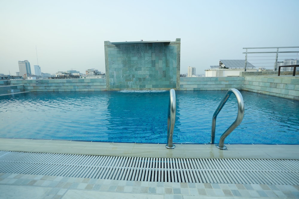 coventina lake suites