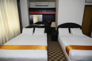 hotel holiday xpress