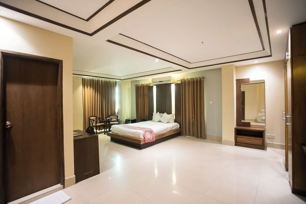 sonargaon royal resort