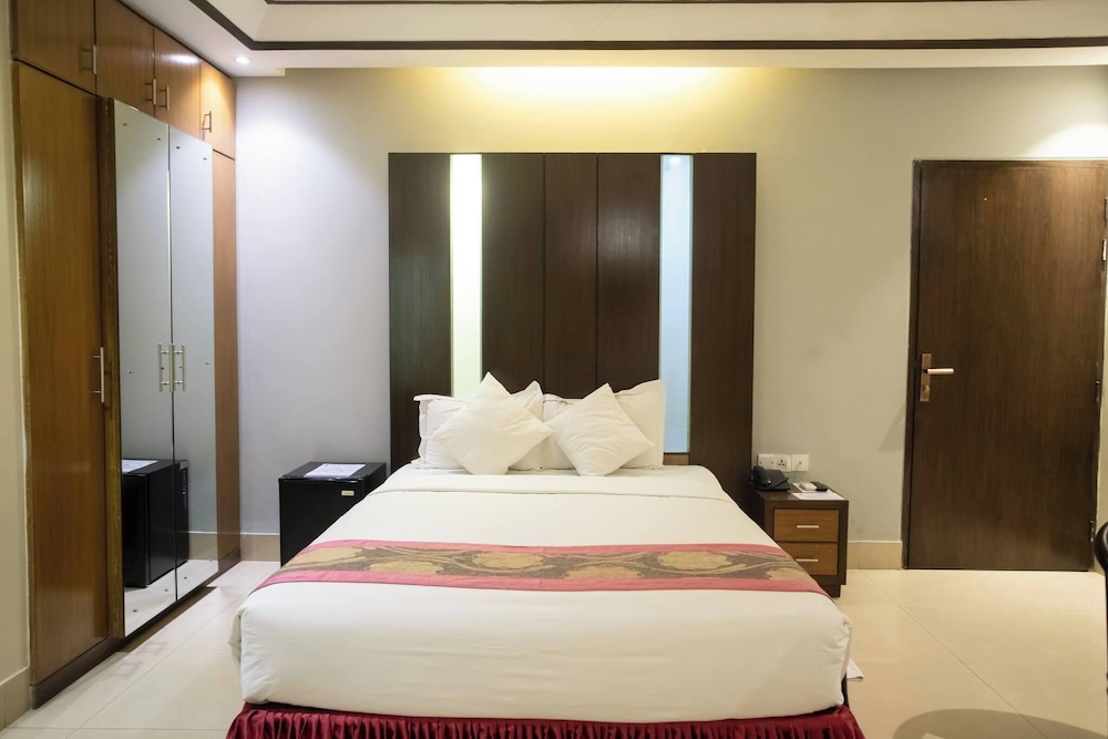 sonargaon royal resort