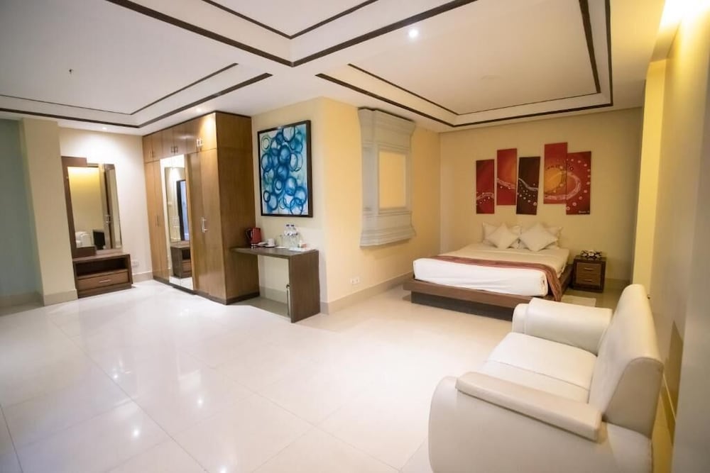 sonargaon royal resort