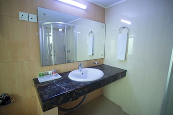 Sonargaon Royal Resort,,3 star