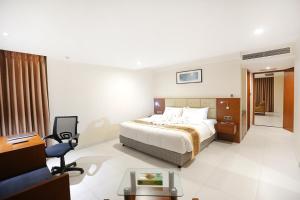 Best Western Heritage,Near Laboni Beach,4 star