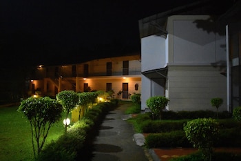 Dream Square Resort,,4 star