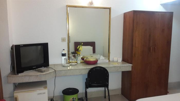 hotel razmoni isha kha international