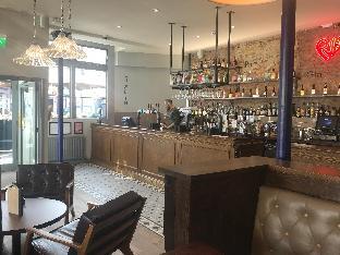 publove the crown battersea hostel