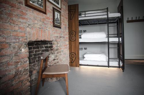 publove the crown battersea hostel