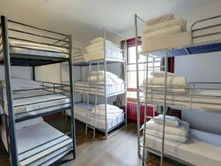 publove the crown battersea hostel