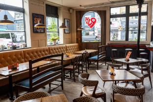 publove the crown battersea hostel