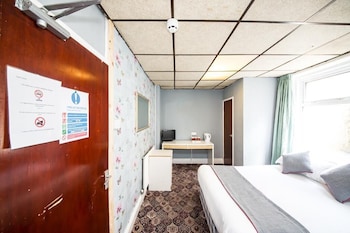 myroomz silver strand hotel