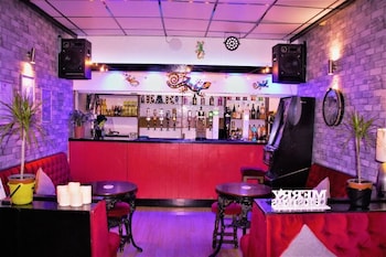 myroomz silver strand hotel