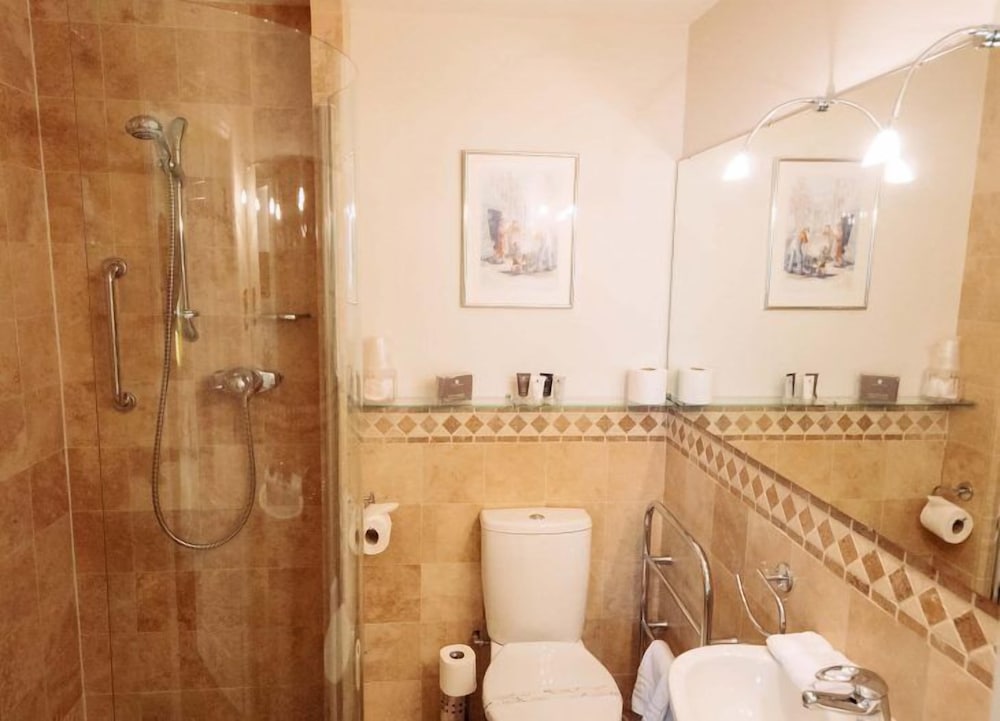 the old coach house adults only