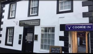 Black Bull With Rooms,Glasgow>>Cumbernauld,3 star
