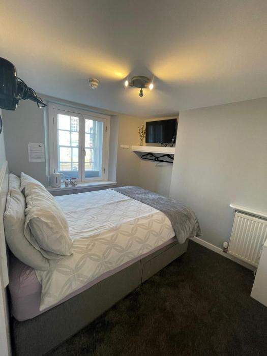 black bull with rooms