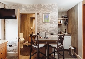 The Tower Gastro Pub & Apartments,Perth>>Crieff,4 star