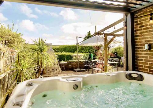 duck lodge bandb