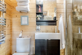 duck lodge bandb