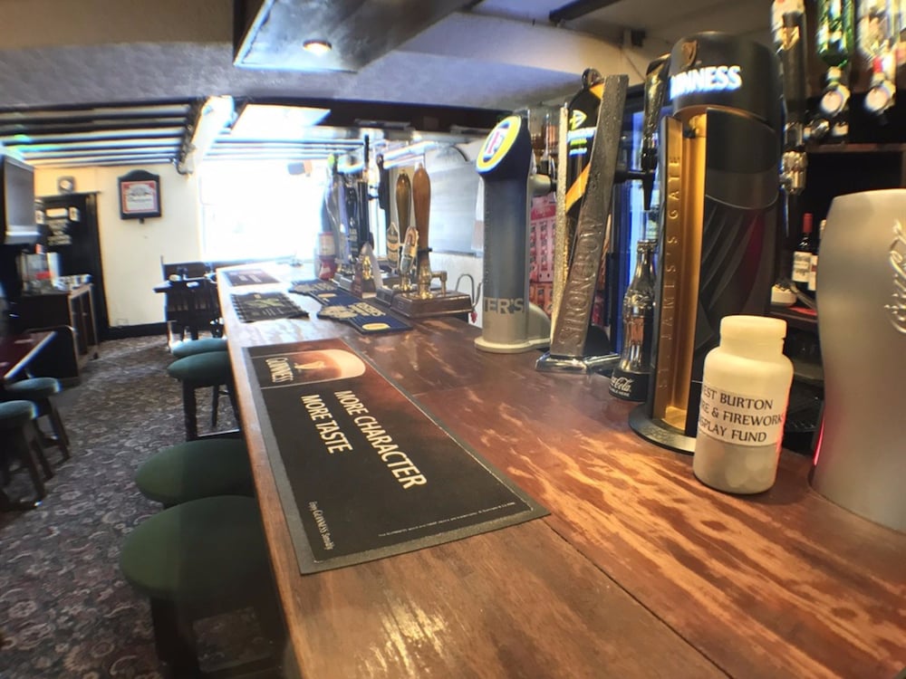 the fox and hounds inn